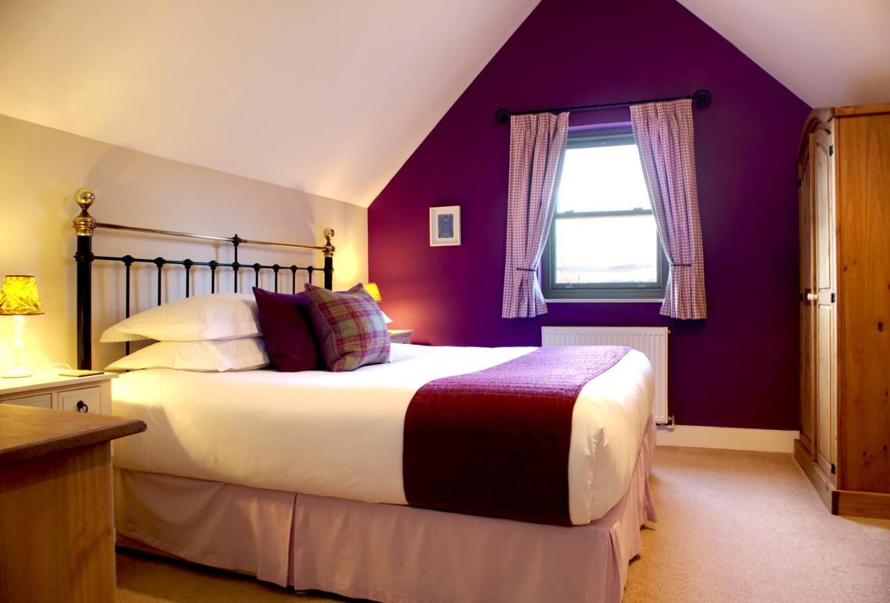 Faebuie Cottages Dalchreichart Esterno foto