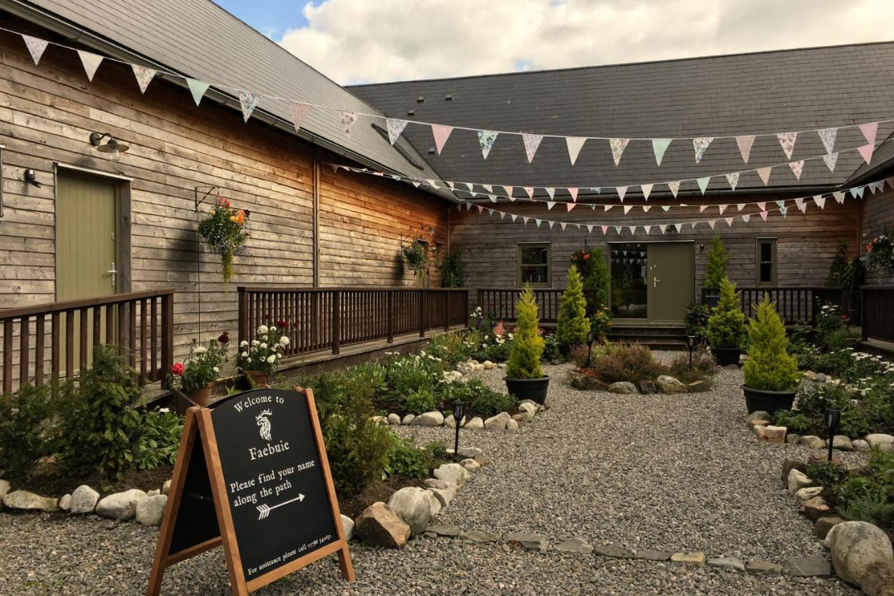 Faebuie Cottages Dalchreichart Esterno foto