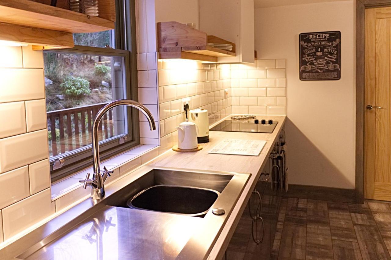 Faebuie Cottages Dalchreichart Esterno foto